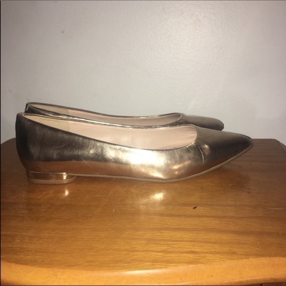 Nine West mirrored Gold point to flats - Picture 4 of 5